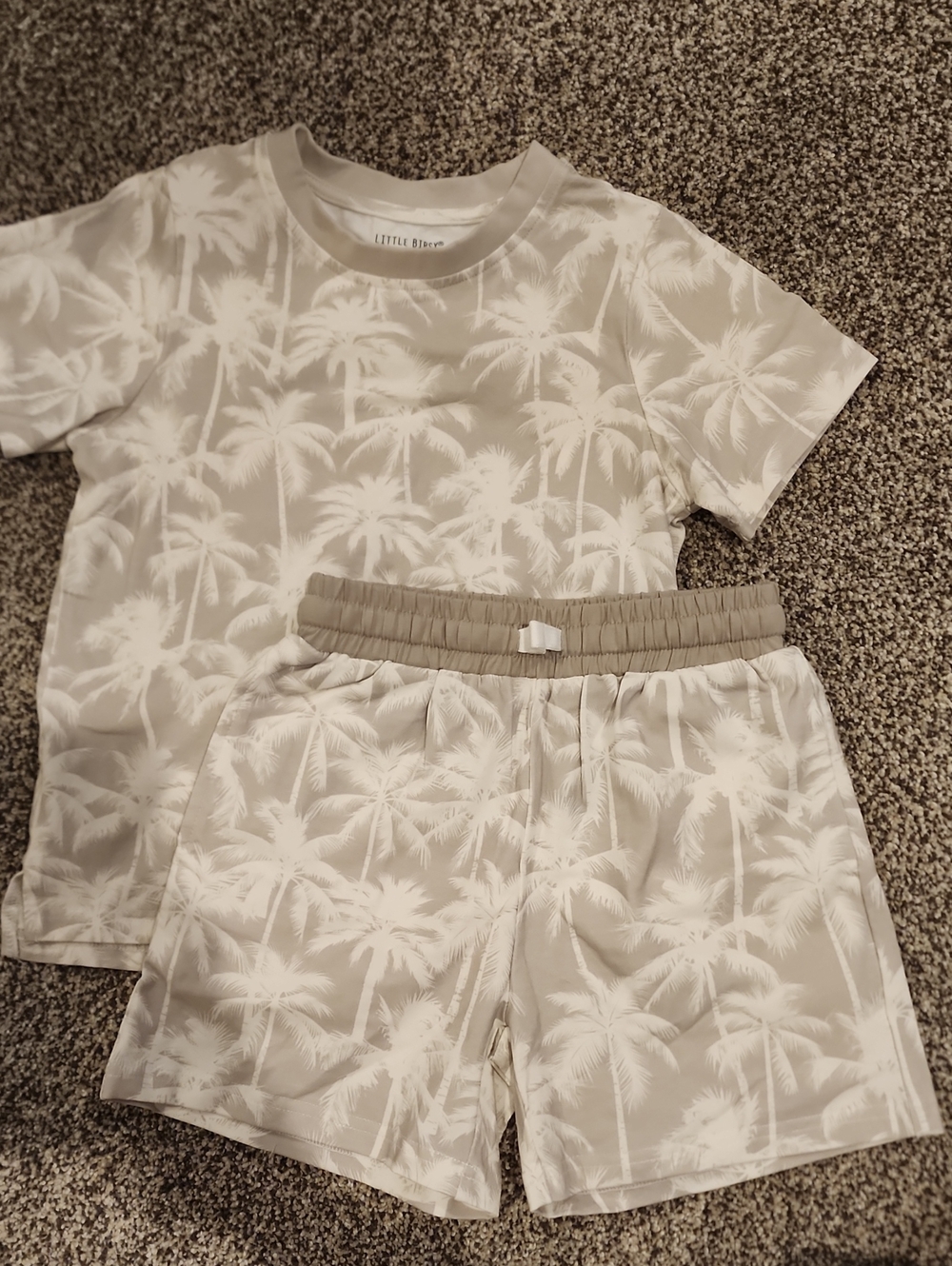 Little Bipsy Beige and White Palm-Print Kids Set